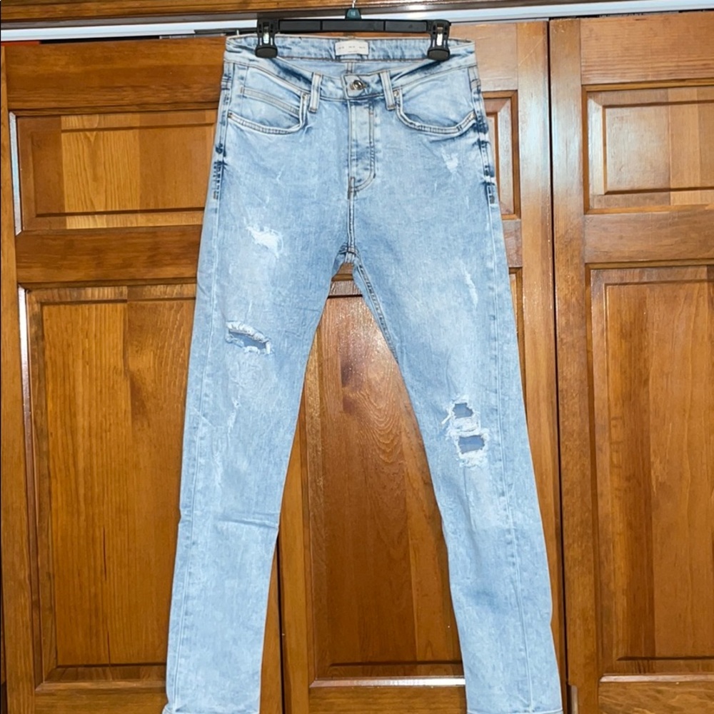 Zara Light Wash Ripped Skinny Jeans